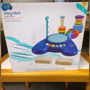 NIB POTTERY WHEEL HELLO HOBBY 17 PC. SCULPTING TOOLS COLORS & BRUSHES  DMG Box